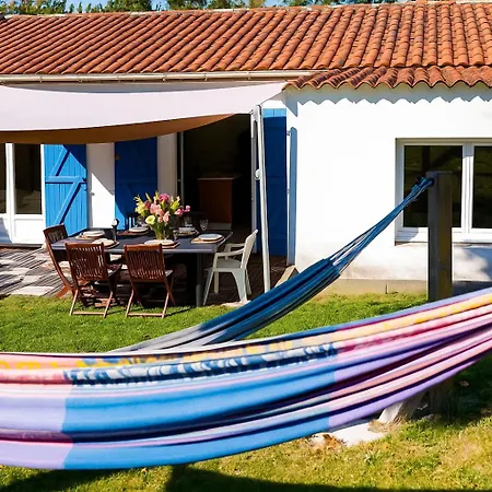 Maison De Avec Jardin - 6 Personnes Сasa de vacaciones