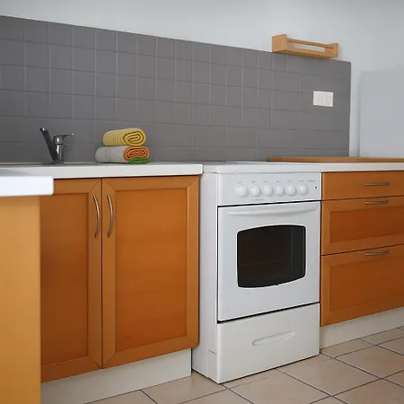 Maison De Avec Jardin - 6 Personnes