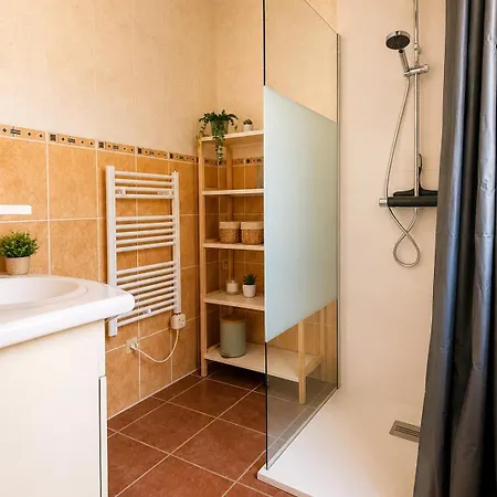 Сasa de vacaciones Maison De Avec Jardin - 6 Personnes